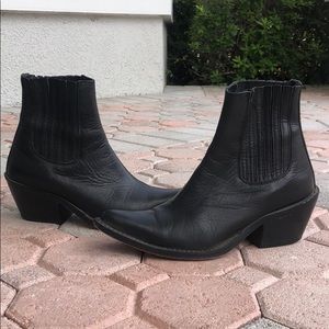Ecote black leather pointed boots